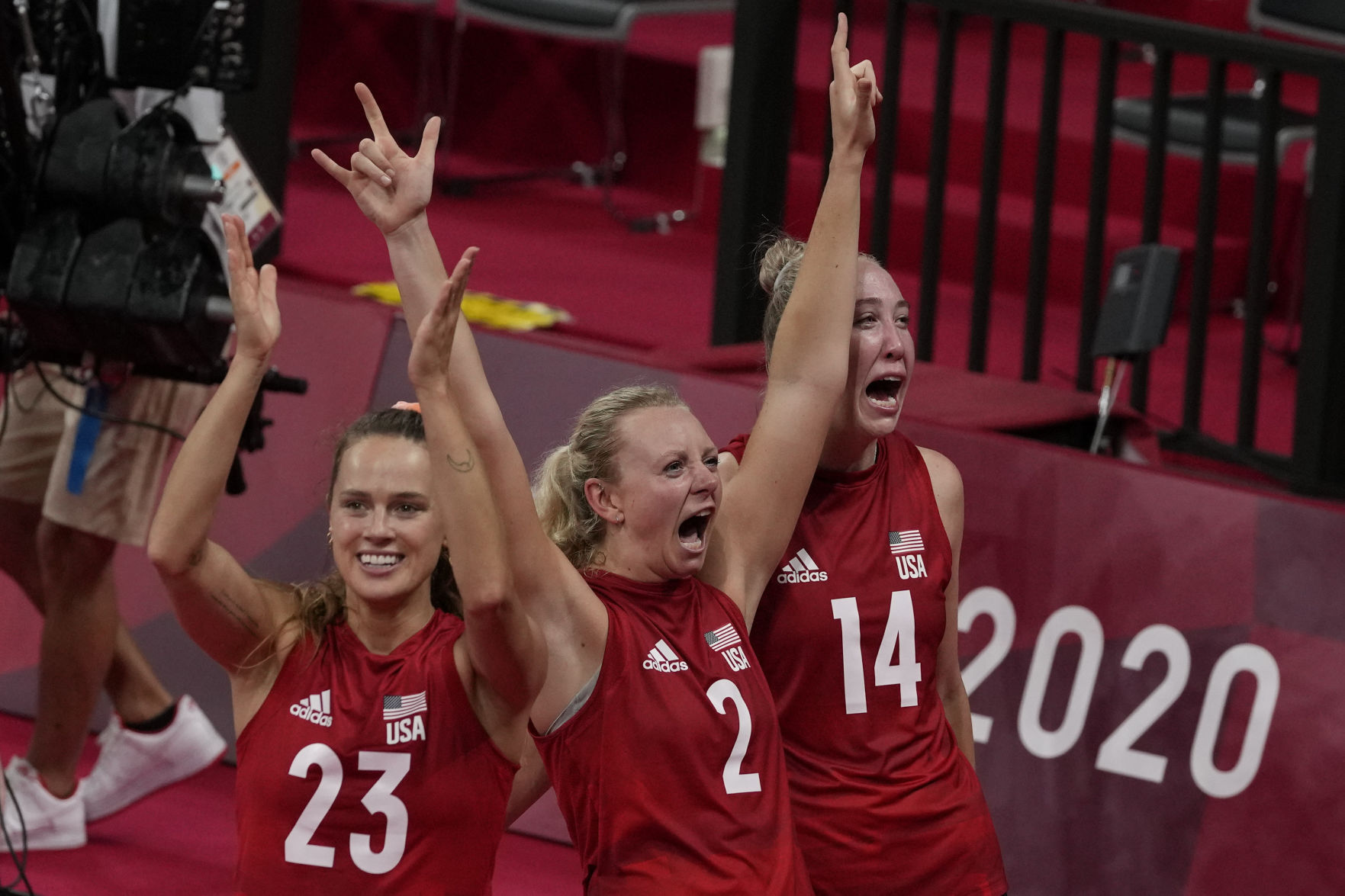 US CELEBRATES GOLD